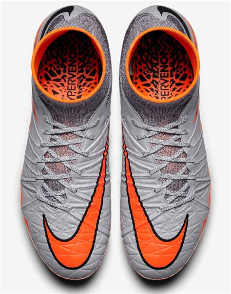 nike hypervenom phantom 2 indoor.